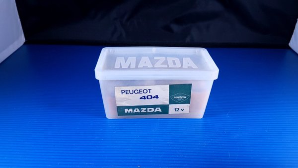 Ancienne boite à ampoules en plastique MAZDA vintage pour PEUGEOT 404 d'origine stock ancien